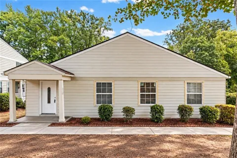 1330 Surrey Lane SW