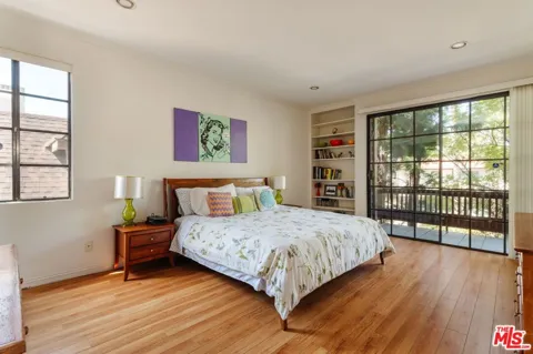 10336 Almayo Avenue #302