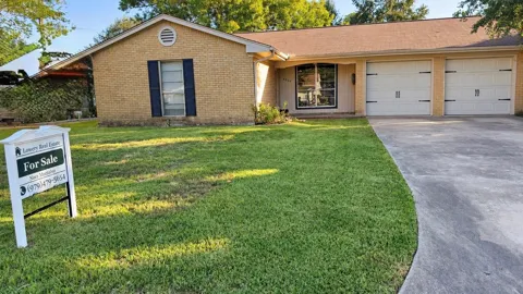 4004 Crescent Drive