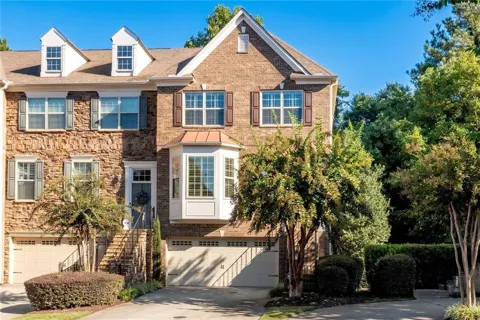 4002 Manchester Circle