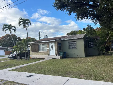 1001 NE 33RD STREET