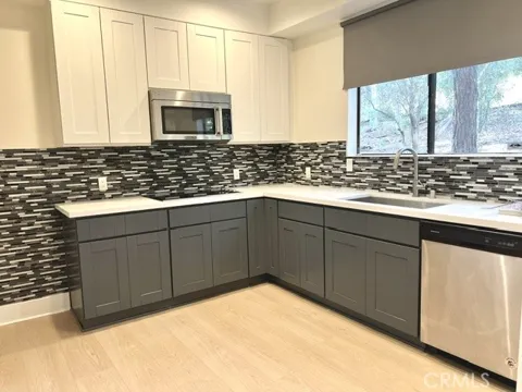 3480 Barham #124