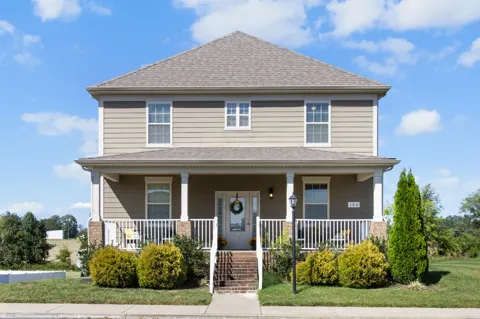 100 Majestic Ln