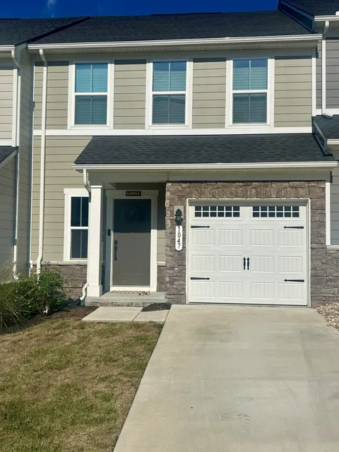 1047 Mountain View Dr