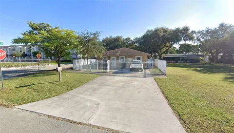 2500 NW 47th St