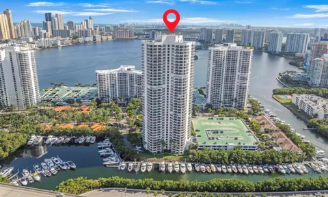 3500 Mystic Pointe Dr #3406