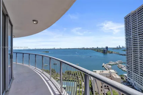 1750 Bayshore Dr #2202