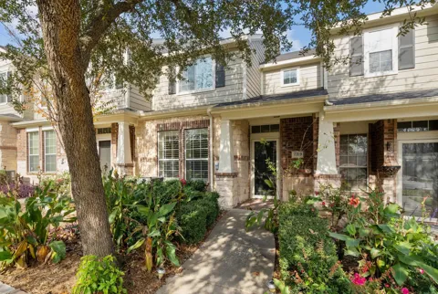 2209 Stonepark Place