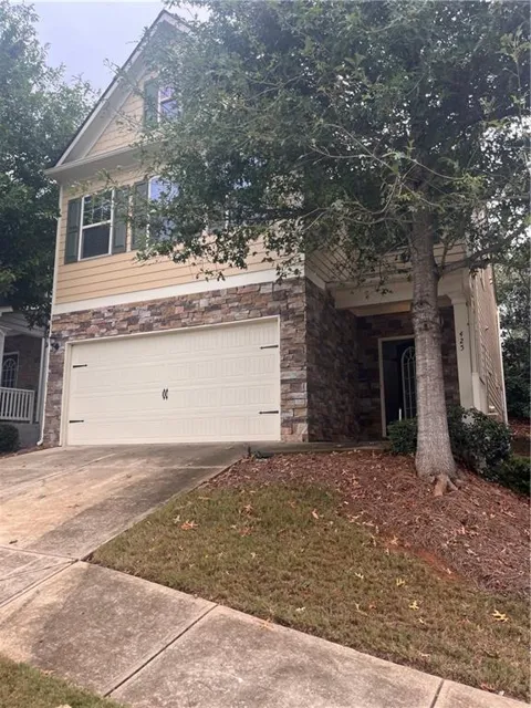 425 VILLAGE VIEW DRIVE