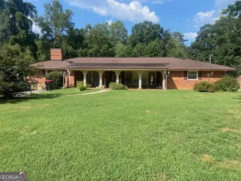 140 Bobs DR