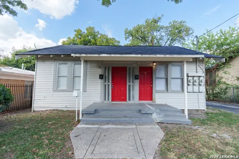 433 W Rosewood Ave