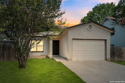 816 Meadow Stone