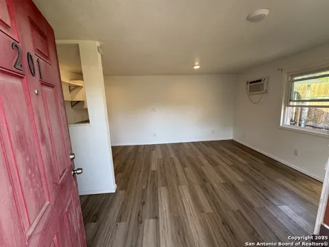 411 Cincinnati Unit 102