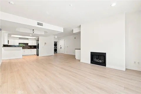 8555 Cashio St APT 101, Los Angeles, CA 90035