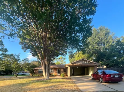 2715 Bellaire Court