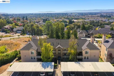 713 Canonbury Way #398
