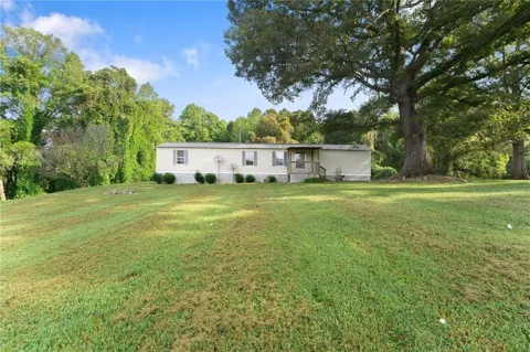 38 Oak Acres Drive