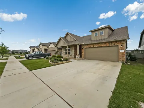 1605 Camp Court