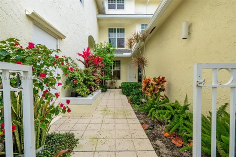 1404 Mainsail Cir #1404