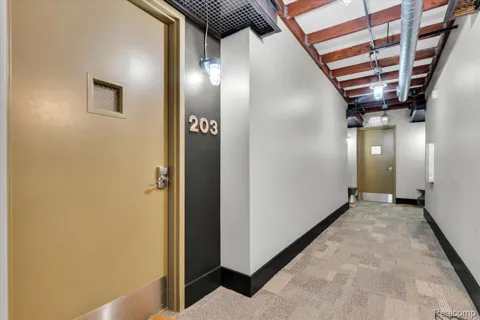 614 S Troy Street #203