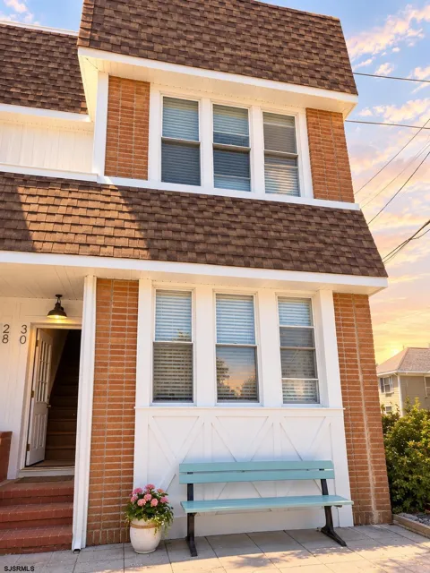 30 N Oakland Ave
