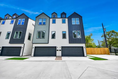 5311 Kindred Garden Lane