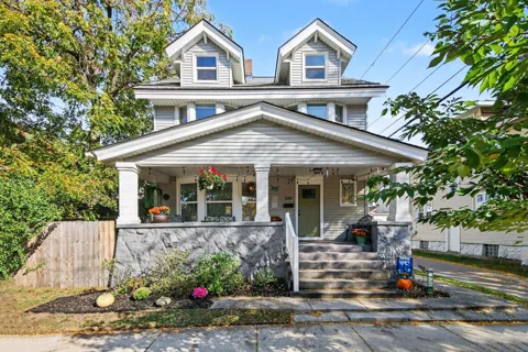 544 Giddings Avenue SE