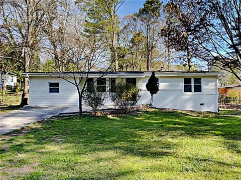 682 Milford Drive SW