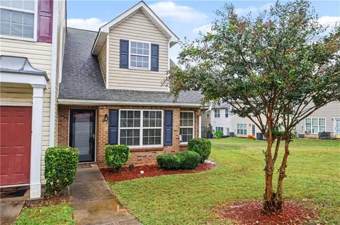 6535 Capitol Knoll