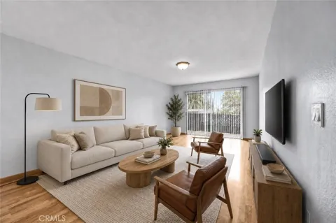 1517 E Garfield Avenue #24