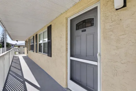 200 El Mar Drive #B202