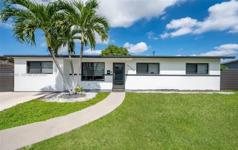 10455 SW 43rd Ter