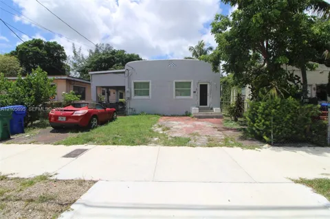 7010 NW 6th Ave
