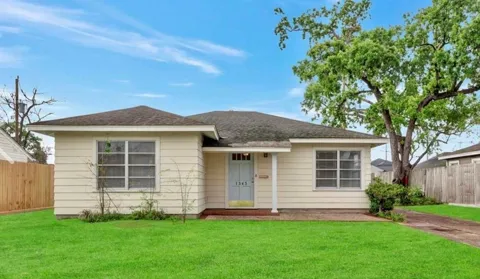 1343 Gardenia Drive