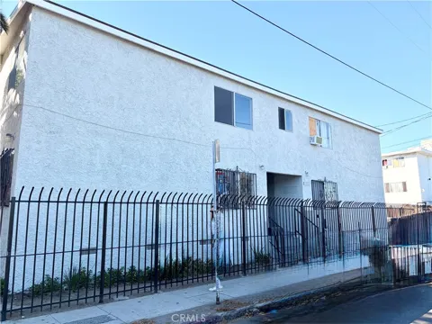 427 E 25th