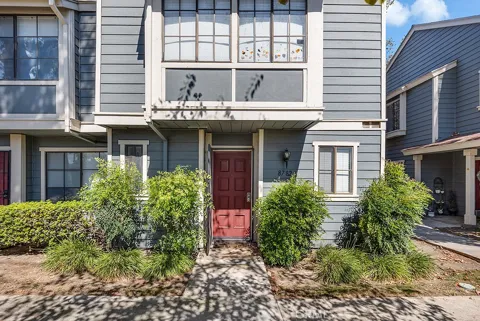8782 Pine Crest