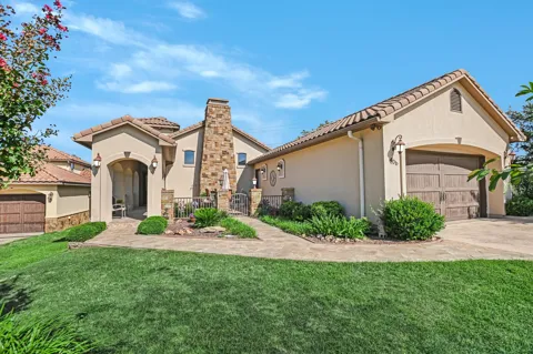 406 Cielo Circle