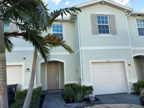 4181 Lagoon Shore Drive