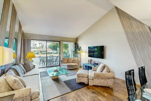 3 Tortosa Drive
