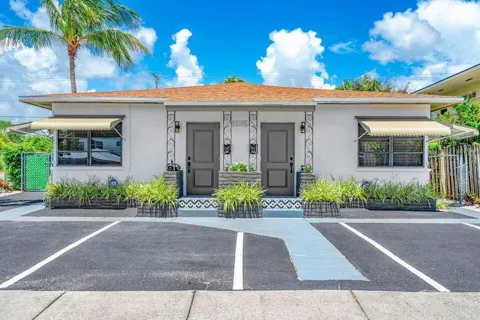 1615 S Federal Highway #B