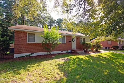 7 Cole Drive