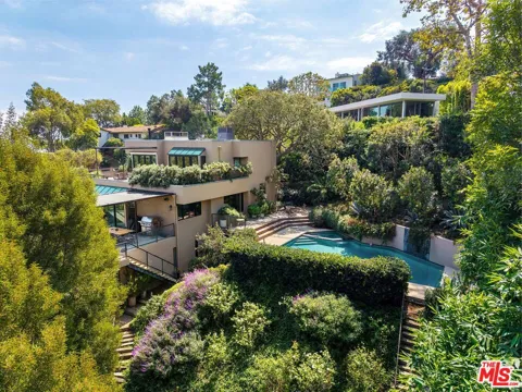 1026 Tigertail Road