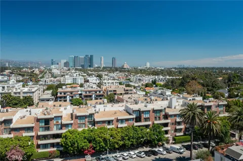 1880 Veteran Avenue #306