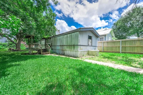 804 Chatman Street