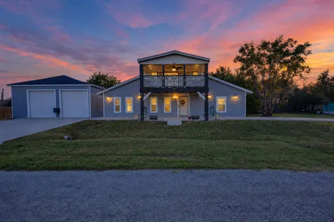 111 Pompano Dr