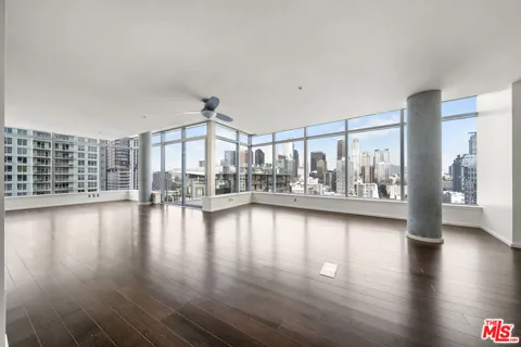 1155 S Grand Avenue #2111