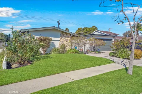 17151 Treehaven