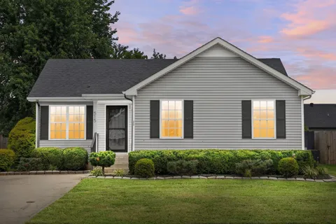 515 Oakmont Dr