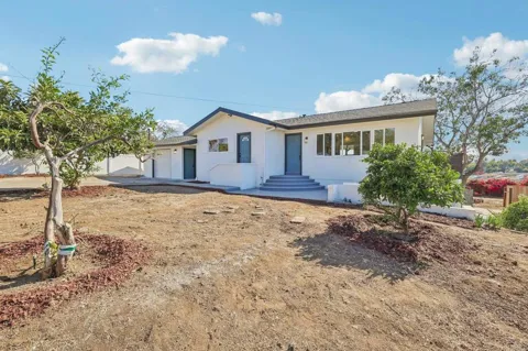 1477 Montgomery Drive