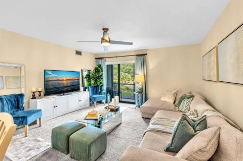 912 SW 9TH STREET CIRCLE #105